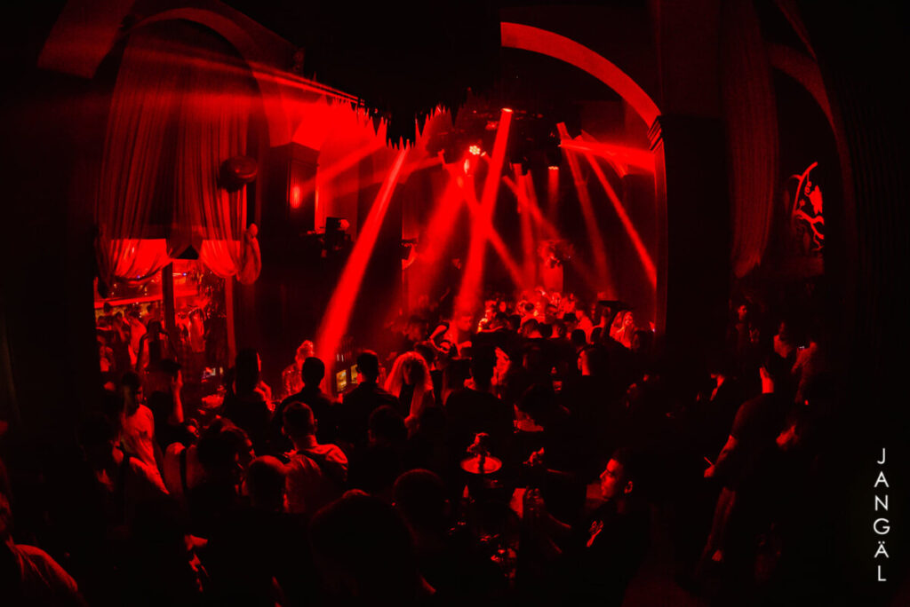 270380769_463782325343624_2191561776231382746_n-1-1024x684 Jangal Club Θεσσαλονίκη Λαδάδικα Λιμάνι Τηλέφωνο 2025