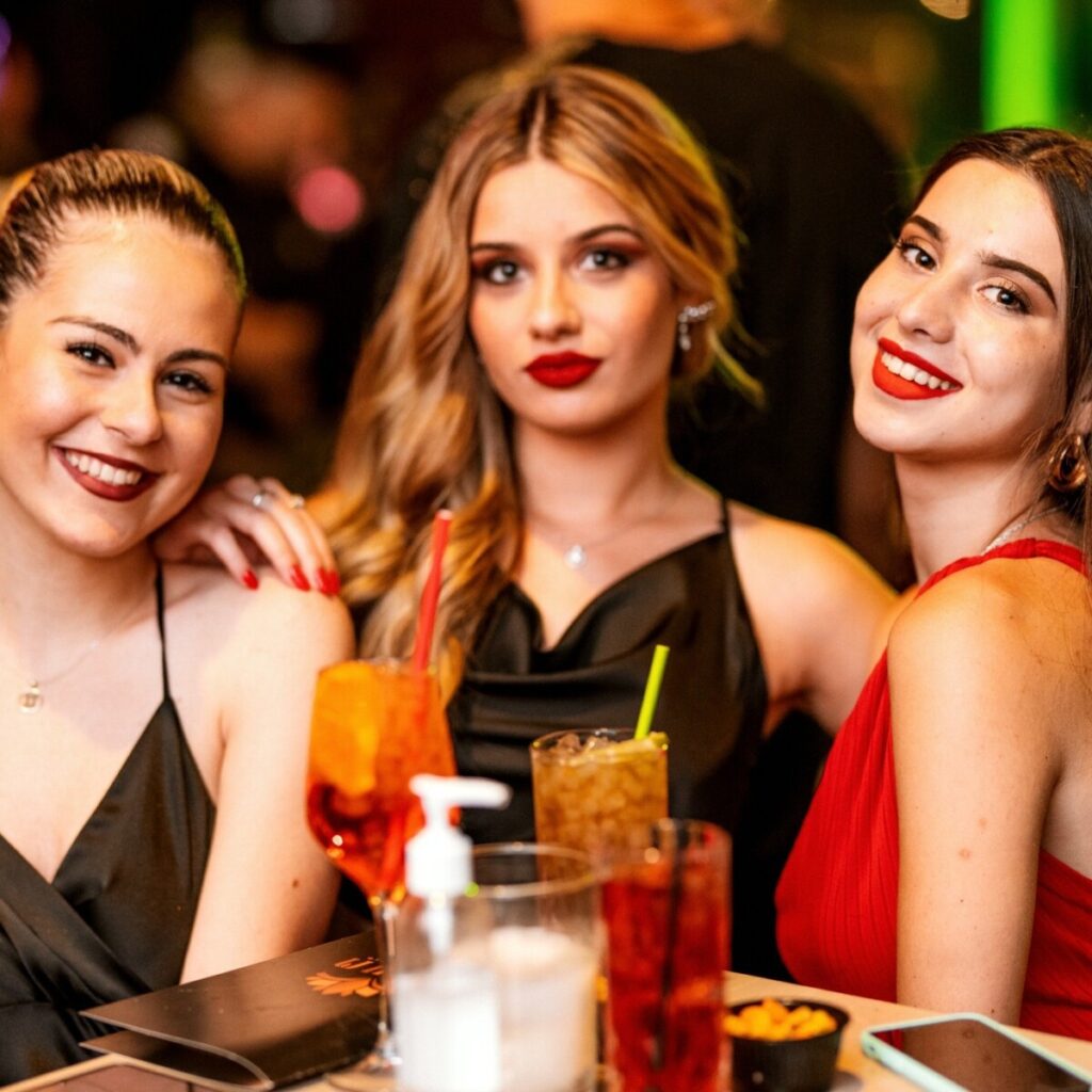 273216164_467752721633490_9127063465404610560_n-1024x1024 OPIUM CLUB ΛΑΔΑΔΙΚΑ ΘΕΣΣΑΛΟΝΊΚΗ ΤΗΛΕΦΩΝΟ ΚΡΑΤΗΣΗ ΤΙΜΕΣ 2026