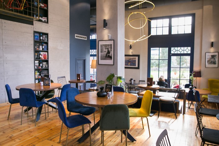 BEYOND The Walls Cafe Bar Θεσσαλονίκη 2026