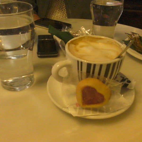 Καφέ Ηλιοτρόπιο Cafe Bar Θεσσαλονίκη 2026