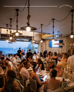 579033698_122187346604505203_3239102826153582921_n-240x300 Παλιό Λιμανάκι Ρεμπετάδικο Θεσσαλονίκη