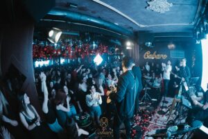 600965232_834754442806740_4141310649044043398_n-300x200 Cabare Club Θεσσαλονίκη Τσαλίκης