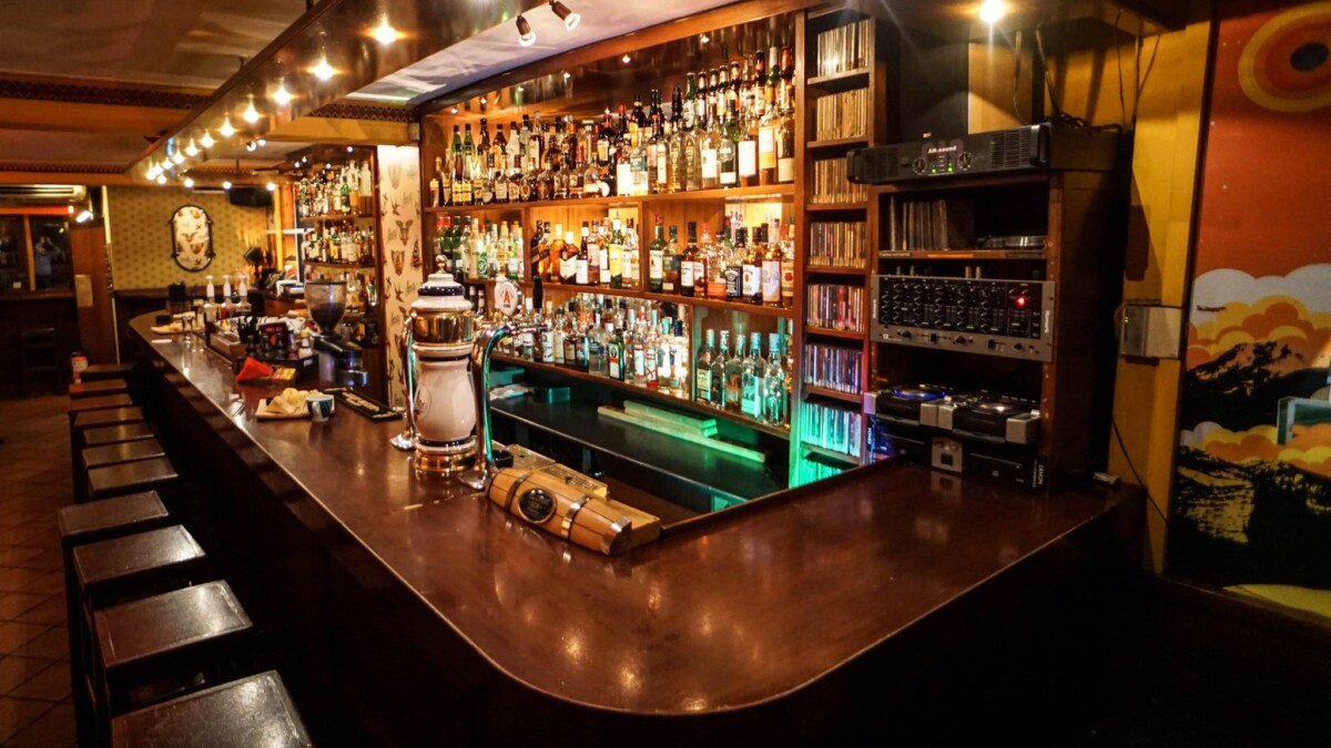 Πλειαδες Καφε-μπαρ Cafe Bar Θεσσαλονίκη 2026