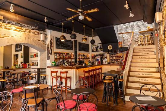 Kingston Cafe Bar Θεσσαλονίκη 2026