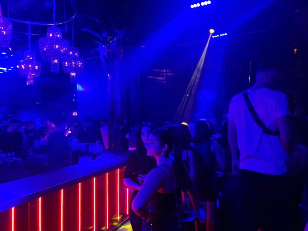 thumbnail-1-3-1024x768 MONIQ CLUB ΘΕΣΣΑΛΟΝΙΚΗ