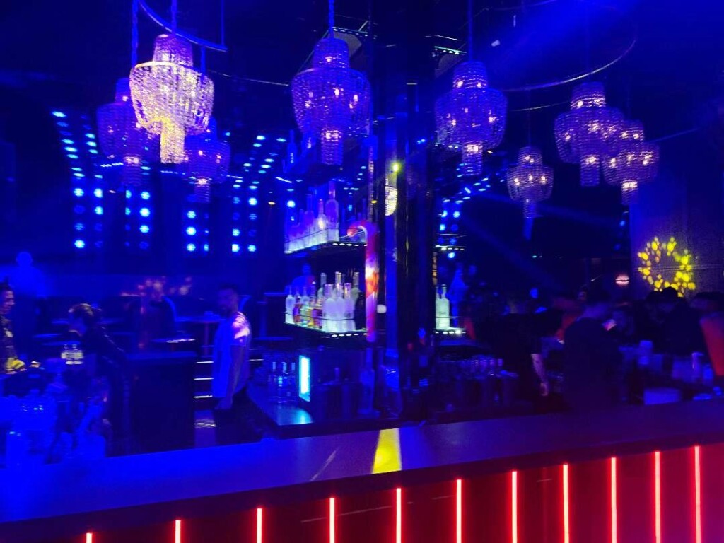 thumbnail-11-1024x768 Clubs Θεσσαλονίκη Λαδάδικα Καλύτερα Τηλέφωνο Κέντρο