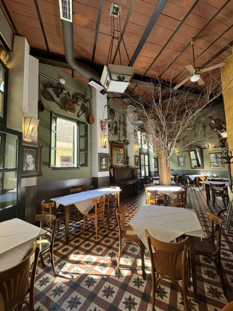 viber_image_2026-01-08_16-12-35-643-768x1024 Ζύθος Ρεμπετάδικο Λαδάδικα Θεσσαλονίκη Τηλέφωνο