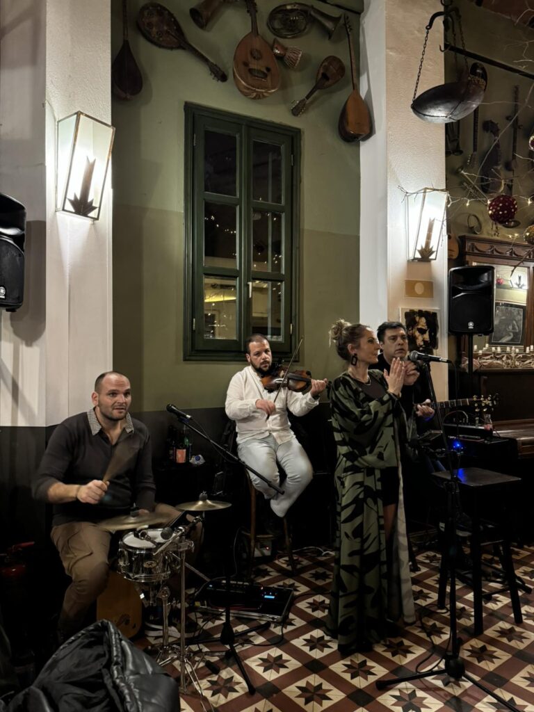 viber_image_2026-01-08_16-18-09-928-768x1024 Ζύθος Ρεμπετάδικο Λαδάδικα Θεσσαλονίκη Τηλέφωνο