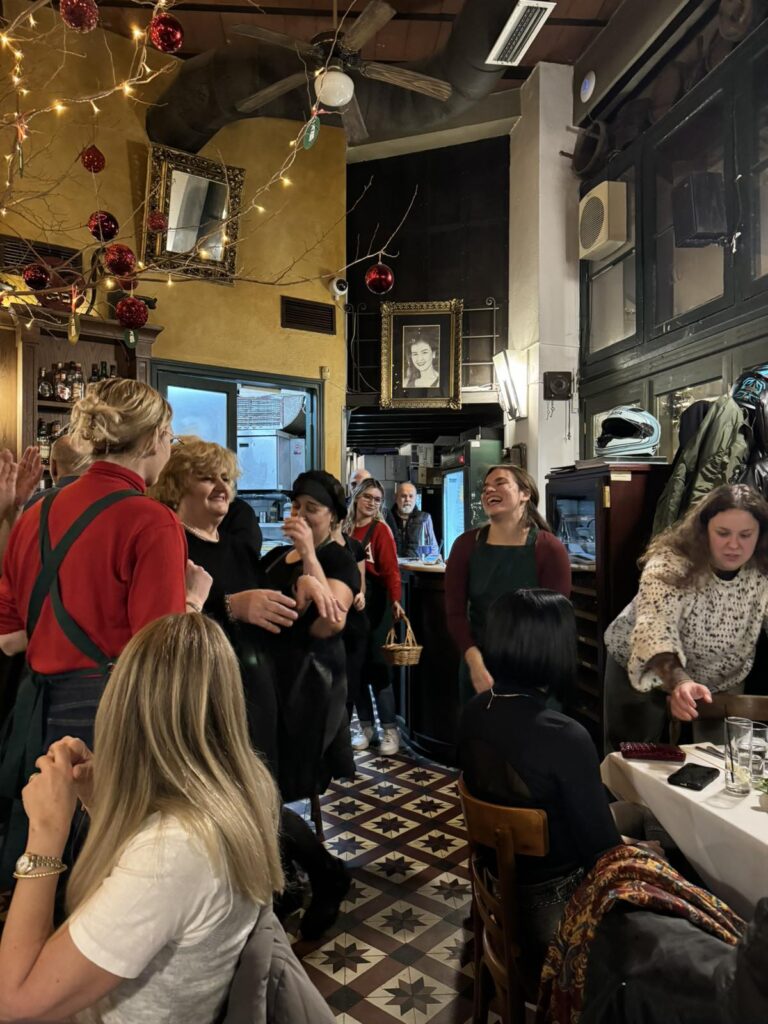 viber_image_2026-01-08_16-18-09-978-768x1024 Ζύθος Ρεμπετάδικο Λαδάδικα Θεσσαλονίκη Τηλέφωνο